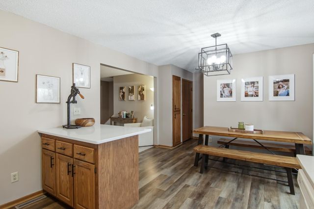 531 Hunter Hill Road, Hudson, WI 54016