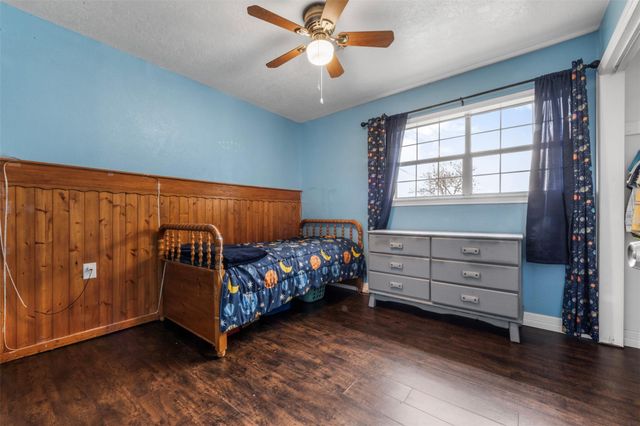 12711 33rd Street, Santa Fe, TX 77510