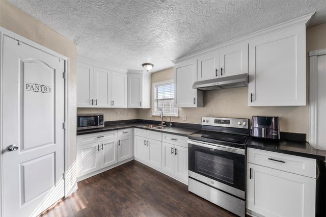 12711 33rd Street, Santa Fe, TX 77510