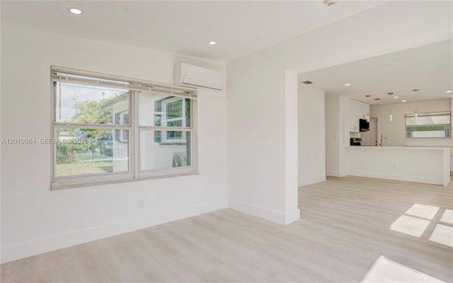 1031 NW 23rd Way, Fort Lauderdale, FL 33311