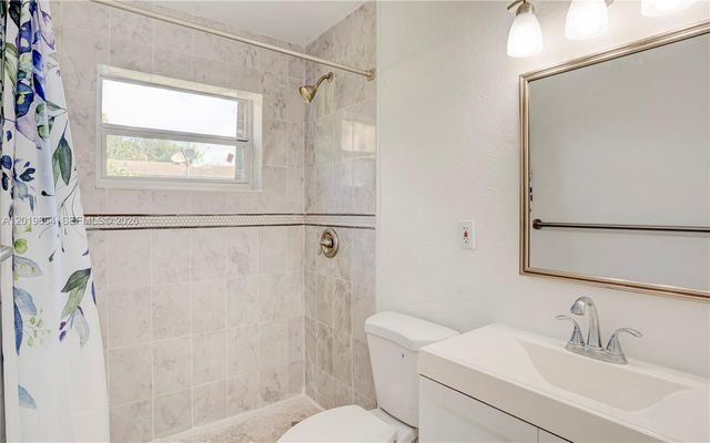 1031 NW 23rd Way, Fort Lauderdale, FL 33311
