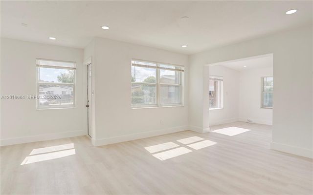 1031 NW 23rd Way, Fort Lauderdale, FL 33311