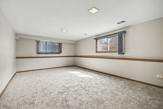 4029 N Grant Street, Westmont, IL 60559