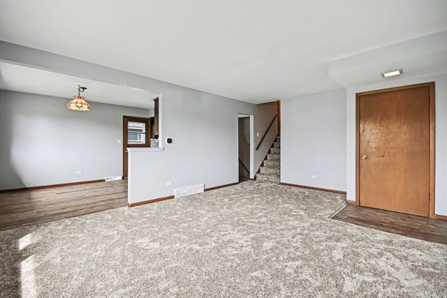 4029 N Grant Street, Westmont, IL 60559