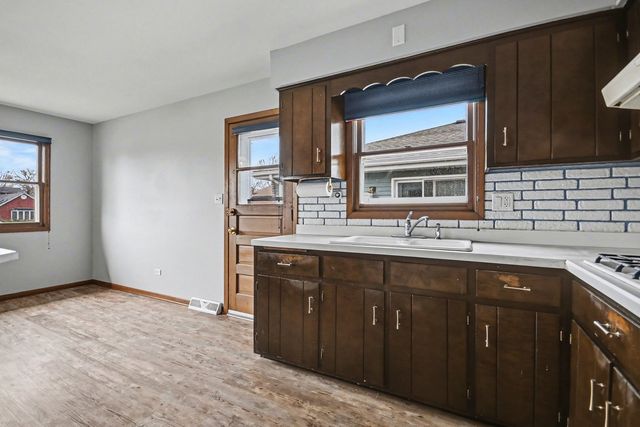 4029 N Grant Street, Westmont, IL 60559