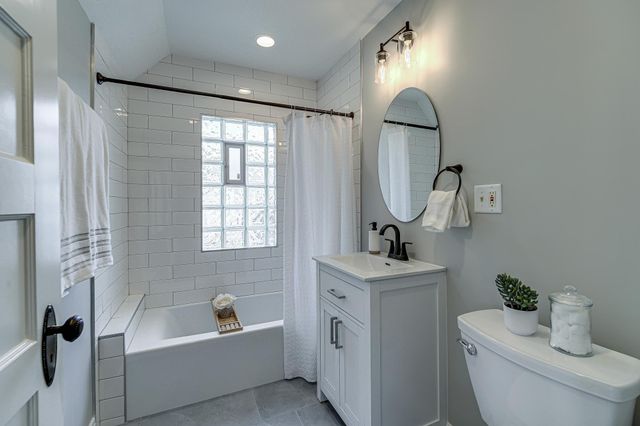 3515 Colfax Avenue N, Minneapolis, MN 55412