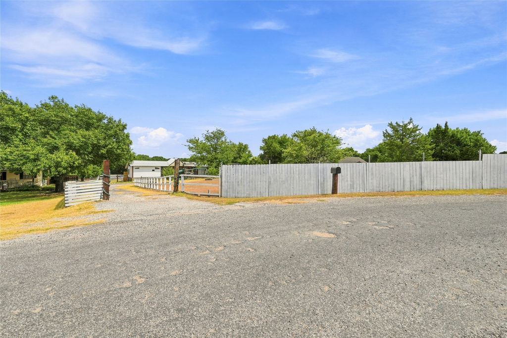 2008 Highridge Lane, Midlothian, TX 76065 — photo 3