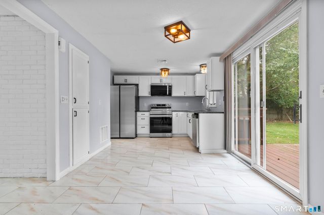 15 Mills Street, Westport, CT 06880