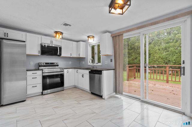 15 Mills Street, Westport, CT 06880
