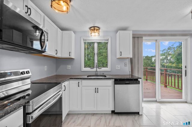15 Mills Street, Westport, CT 06880