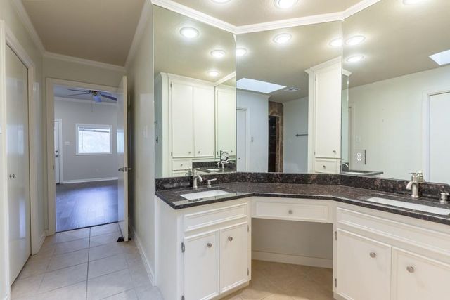 10907 Legends LN, Austin, TX 78747