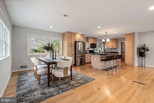 1429 IRONWOOD DR, Mclean, VA 22101