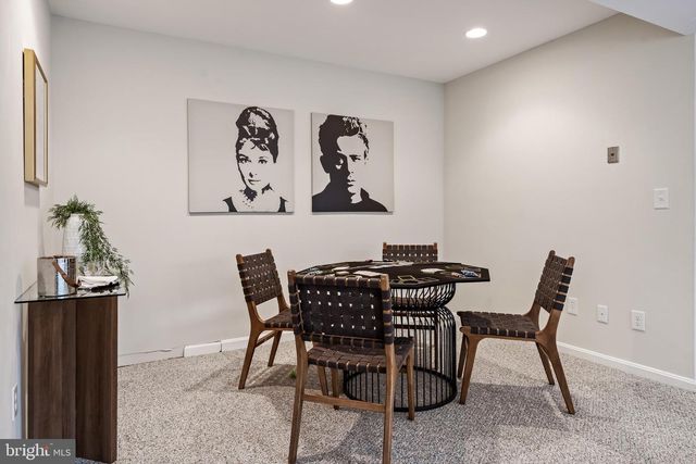 1429 IRONWOOD DR, Mclean, VA 22101