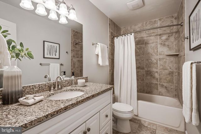 1429 IRONWOOD DR, Mclean, VA 22101