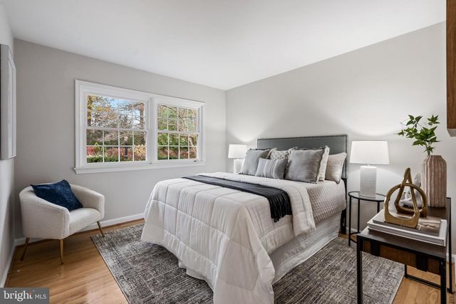 1429 IRONWOOD DR, Mclean, VA 22101