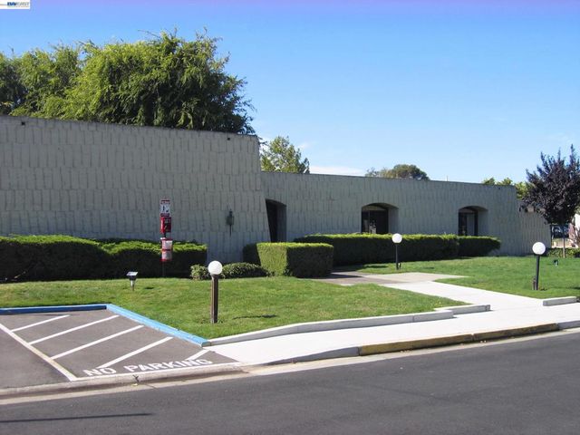 27937 Pueblo Calle, Hayward, CA 94545