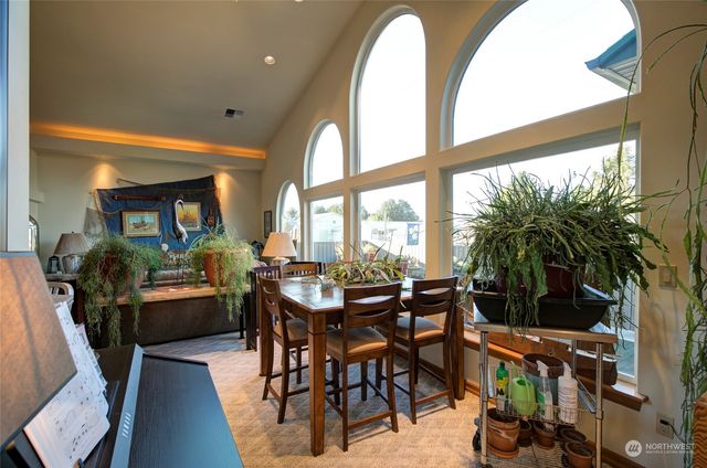 857 Pt. Brown Avenue NW, Ocean Shores, WA 98569