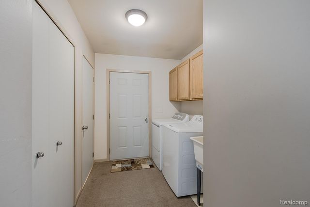 312 Reid Road, Highland Charter Township, MI 48357