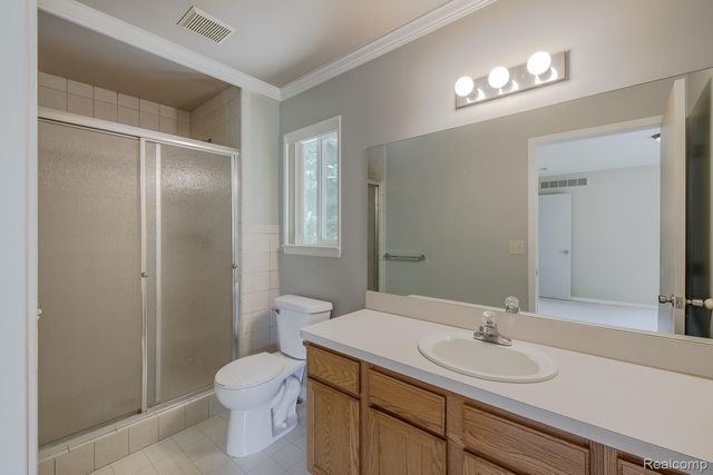 312 Reid Road, Highland Charter Township, MI 48357