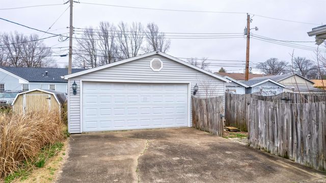 3006 Adams Street, Evansville, IN 47714