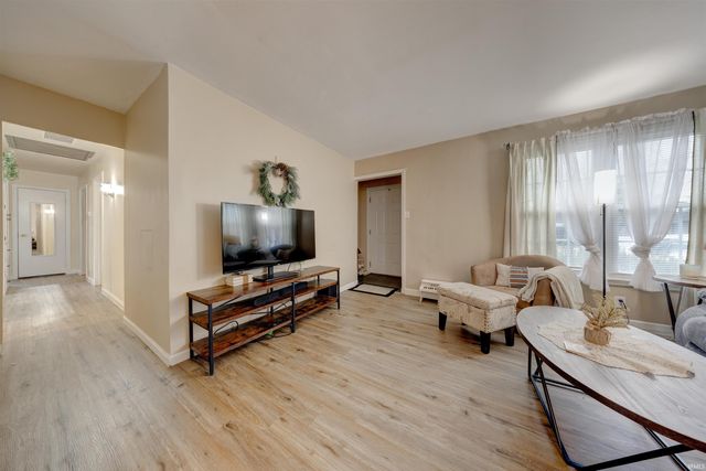 3006 Adams Street, Evansville, IN 47714