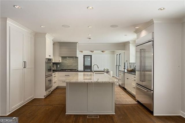 1100 Kingston Drive, Atlanta, GA 30342