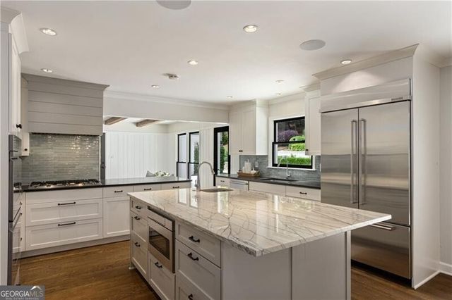 1100 Kingston Drive, Atlanta, GA 30342