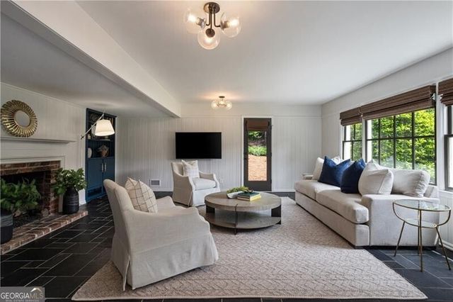 1100 Kingston Drive, Atlanta, GA 30342