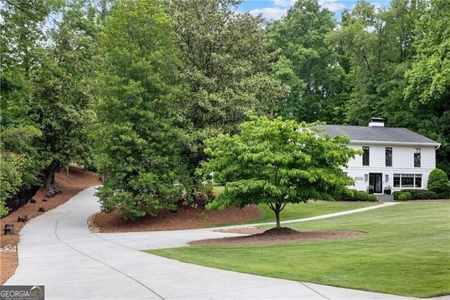 1100 Kingston Drive, Atlanta, GA 30342