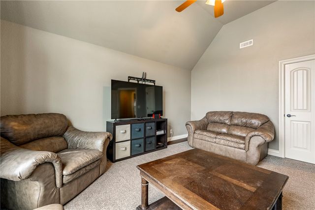 1704 SW Gosford Avenue, Bentonville, AR 72713