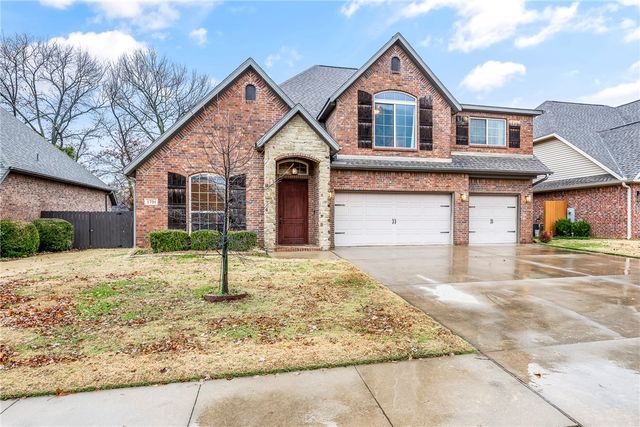 1704 SW Gosford Avenue, Bentonville, AR 72713