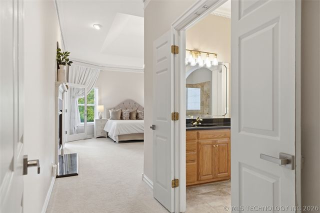 6008 W Phoenix Court, Broken Arrow, OK 74011
