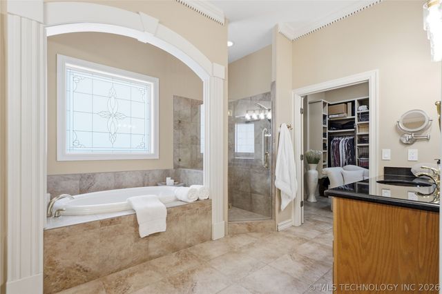 6008 W Phoenix Court, Broken Arrow, OK 74011