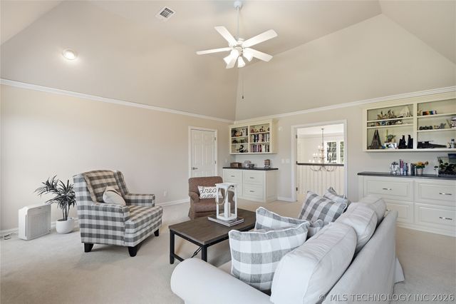 6008 W Phoenix Court, Broken Arrow, OK 74011