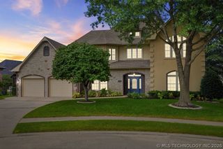 6008 W Phoenix Court, Broken Arrow, OK 74011