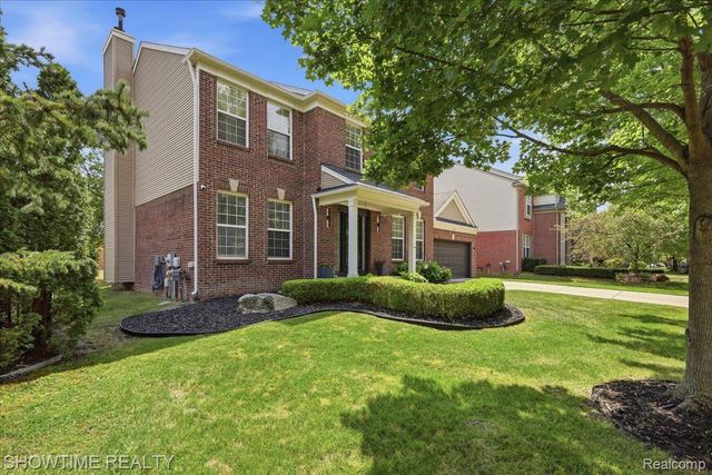 7386 Tottenham, Shelby Charter Township, MI 48317