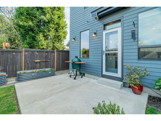 2765 Se CORA St, Portland, OR 97202