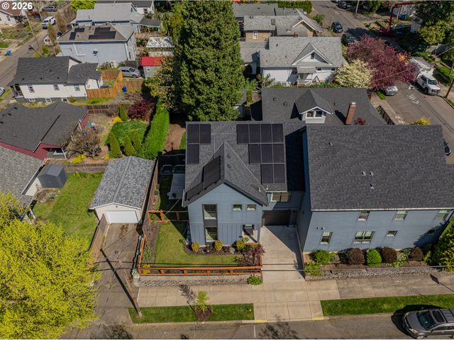 2765 Se CORA St, Portland, OR 97202