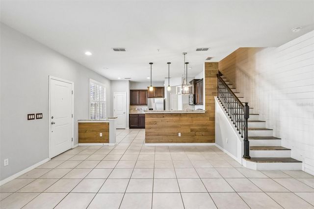 1164 PAVIA DRIVE, Apopka, FL 32703