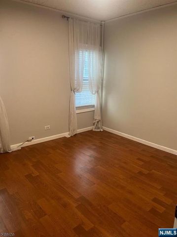 718 Clifton Avenue, Newark, NJ 07104