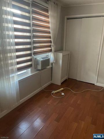 718 Clifton Avenue, Newark, NJ 07104