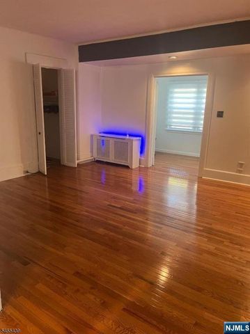 718 Clifton Avenue, Newark, NJ 07104