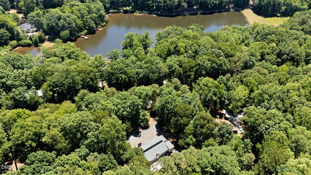 3026 Carriage Trail, Hillsborough, NC 27278
