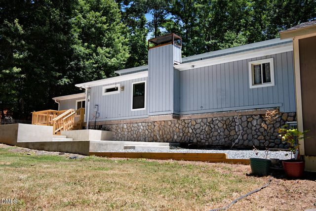 3026 Carriage Trail, Hillsborough, NC 27278