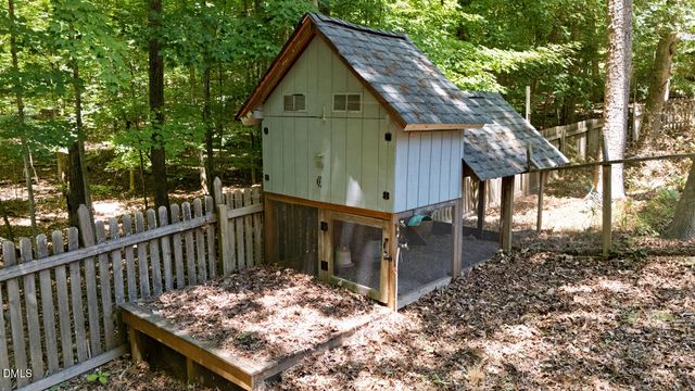 3026 Carriage Trail, Hillsborough, NC 27278