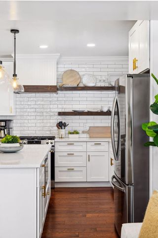 2305 Bayview Place, Orono, MN 55391