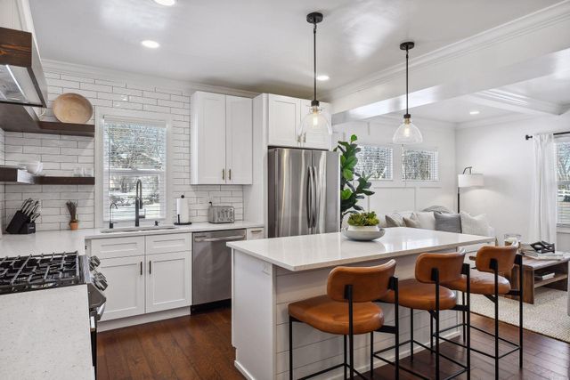 2305 Bayview Place, Orono, MN 55391