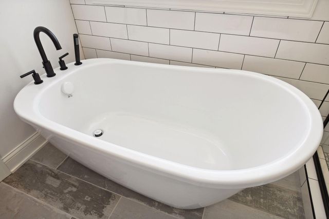 2305 Bayview Place, Orono, MN 55391