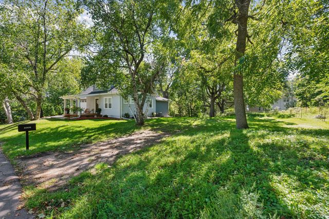 2305 Bayview Place, Orono, MN 55391