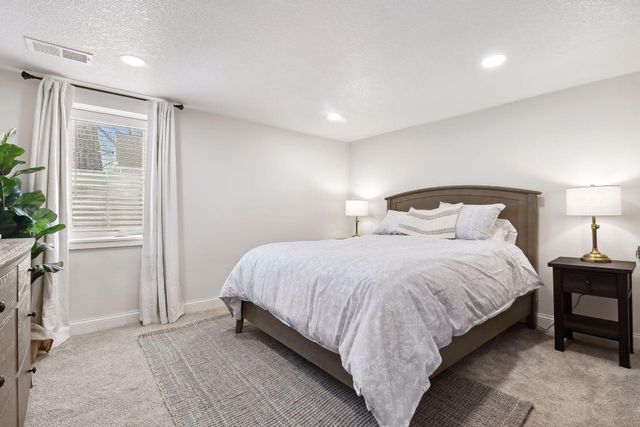 2305 Bayview Place, Orono, MN 55391